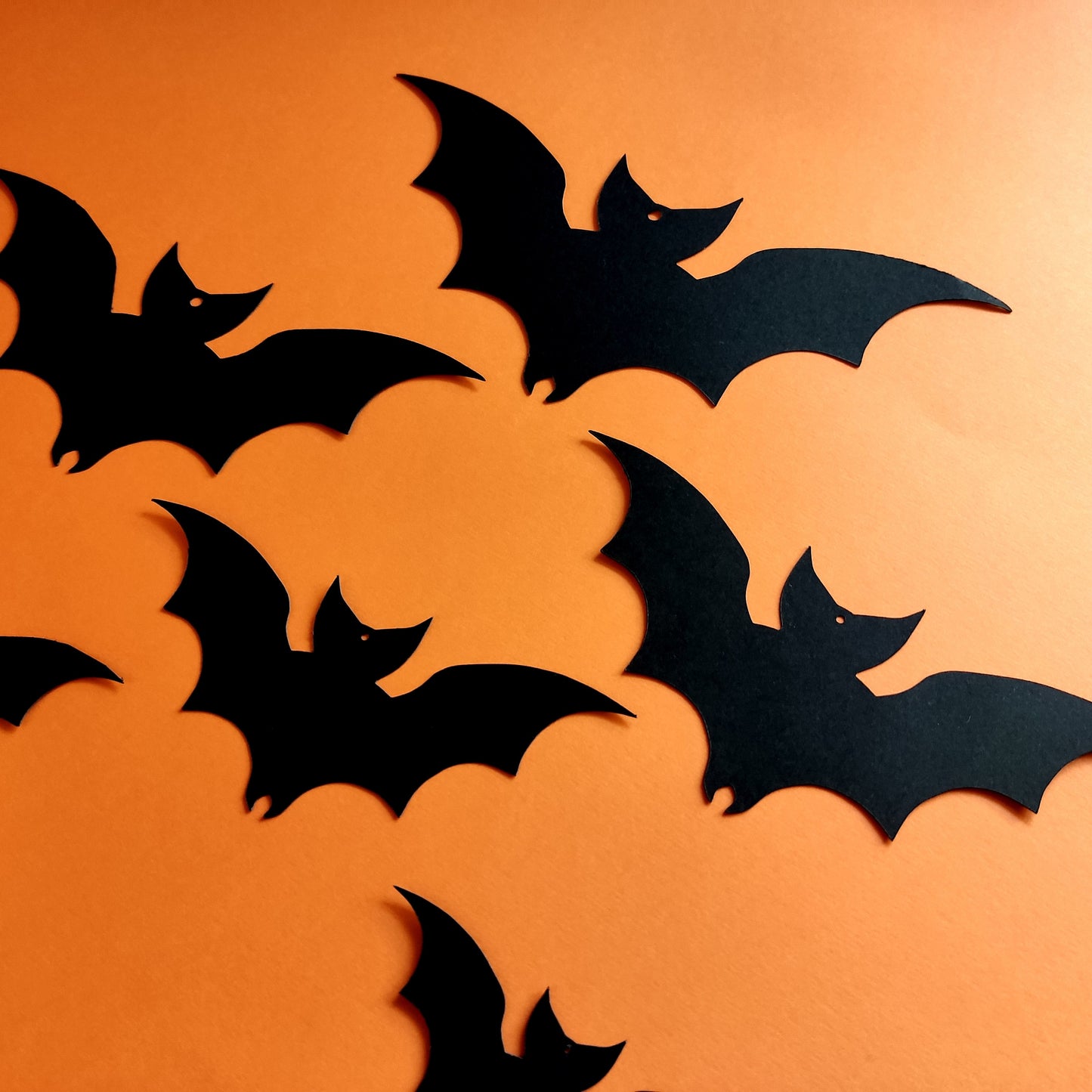Cardstock Bat Cutouts With Hole For hanging, Craft Supplies, Craft Projects, Die Cut Felt Bats Halloween Decor Bats for Party Spooky Decor