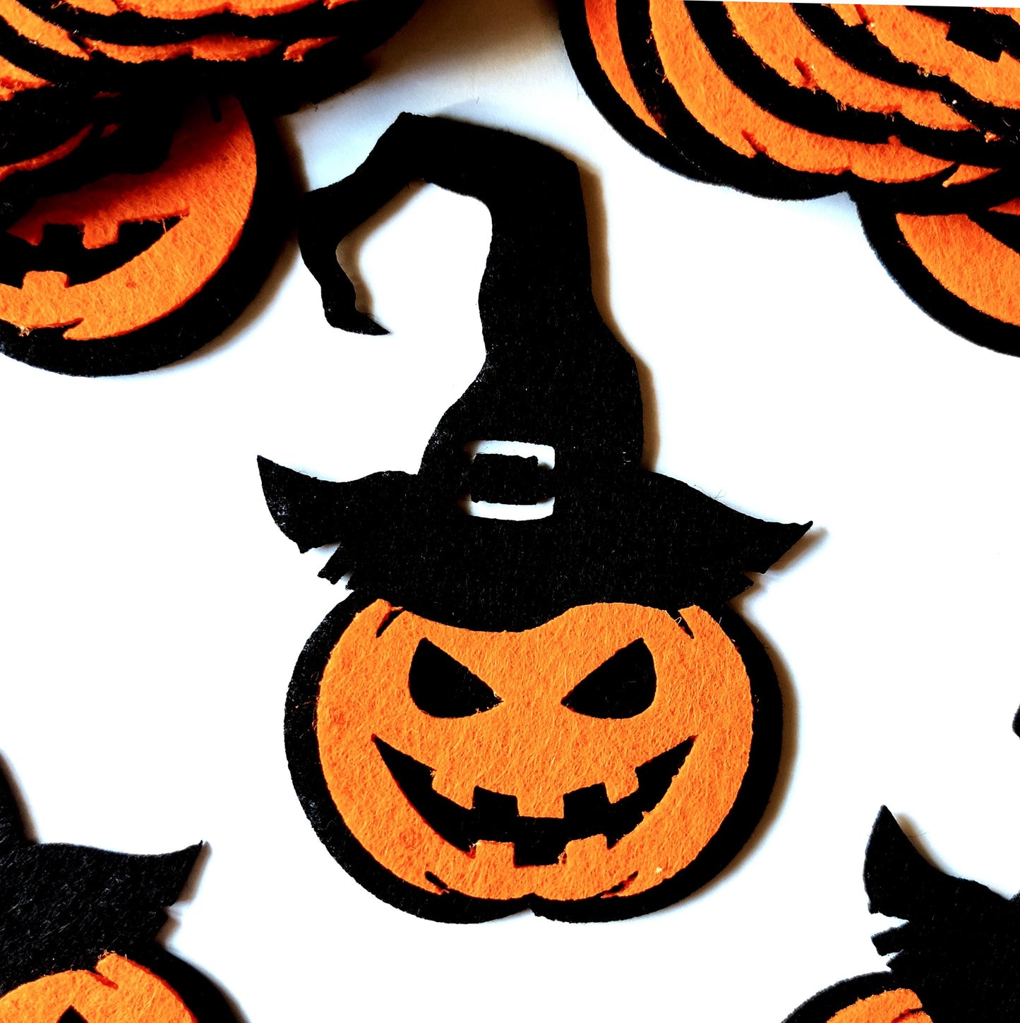 Felt Halloween Pumpkins, Spooky Felt Pumpkins, Felt Die Cut Pumpkin, Halloween Decoration Craft Supplies, Pumpkin Craft