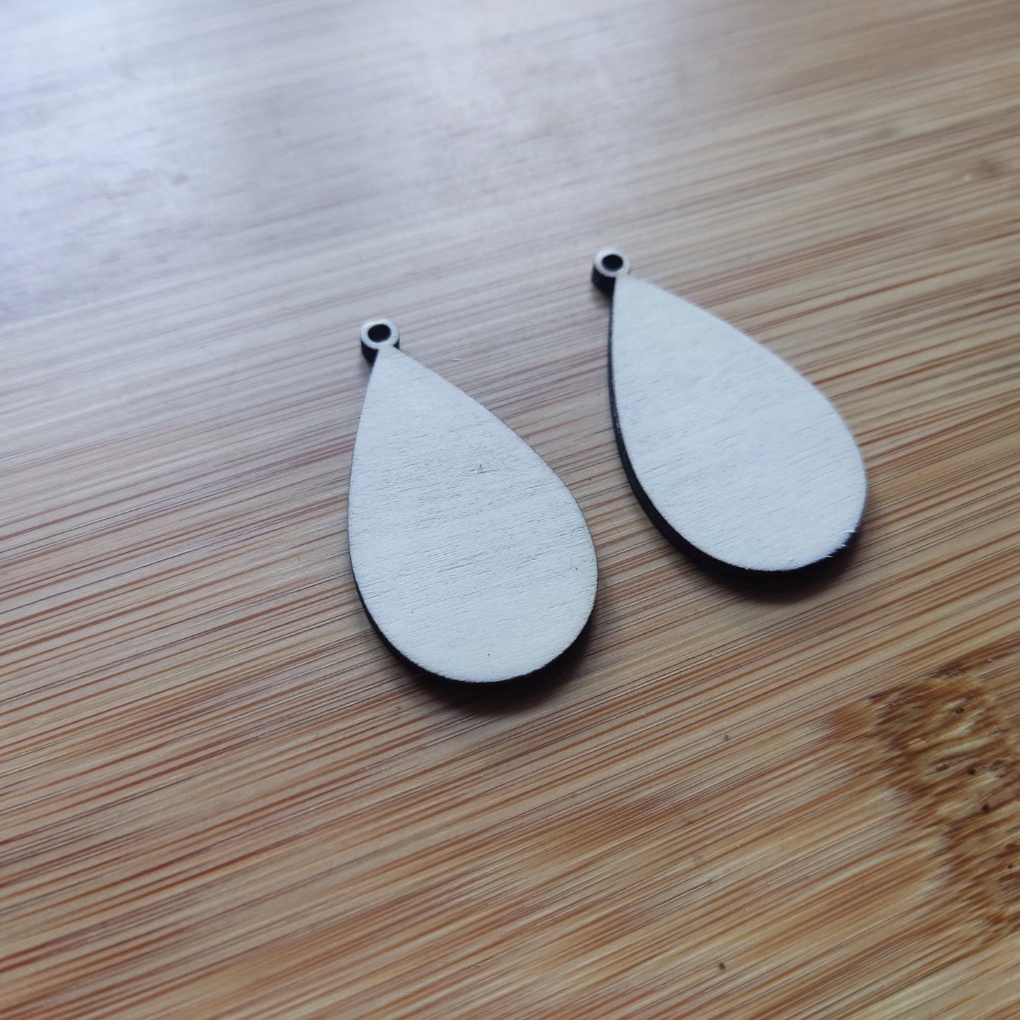 Wooden Earrings Blanks Die Cut, Wood for Craft Projects, Unfinished Wooden Shapes, Wooden Pendant, Wood Blanks for Jewelry, Craft Blank Earrings