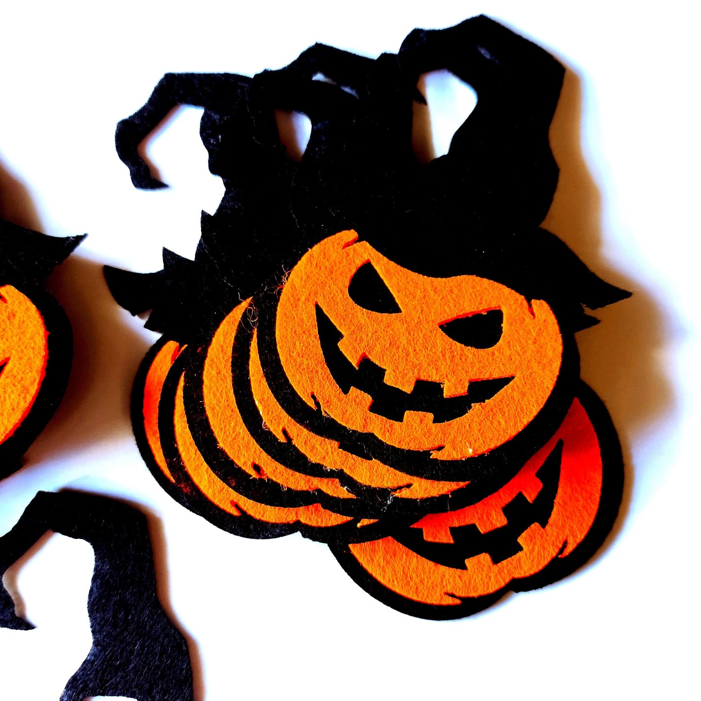 Felt Halloween Pumpkins, Spooky Felt Pumpkins, Felt Die Cut Pumpkin, Halloween Decoration Craft Supplies, Pumpkin Craft